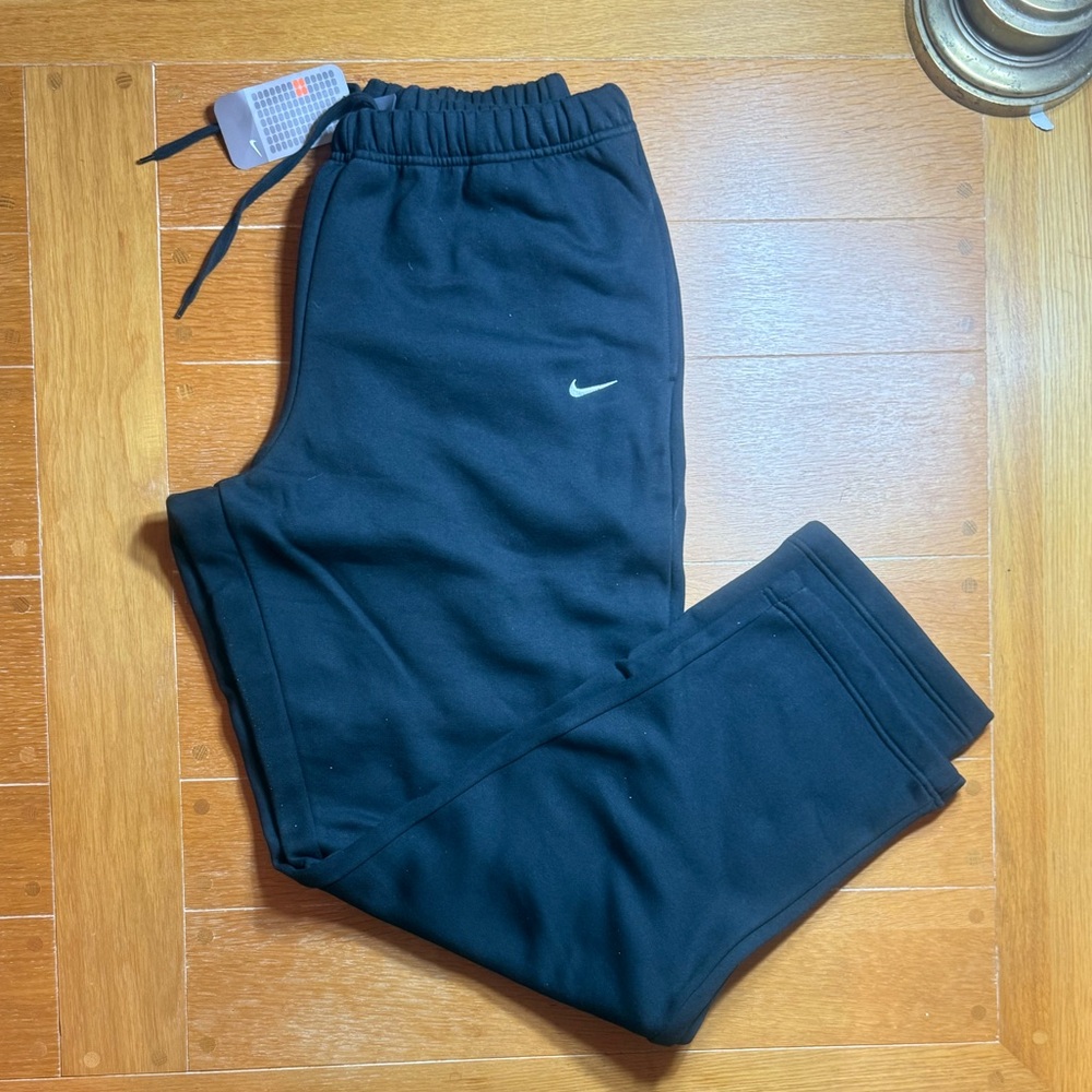 Men’s Nike Classic Black Sweatpants size XL